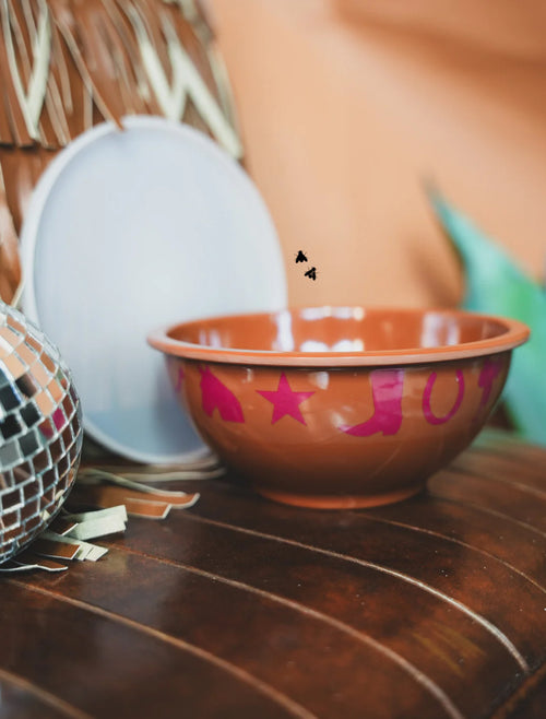 Sangria Western Bowl Set with Lids